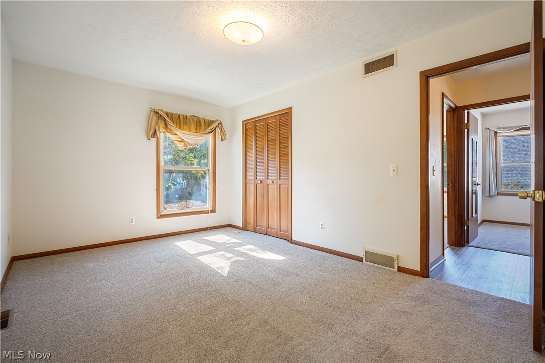 1301 Greenridge Drive NE Massillon OH 44646