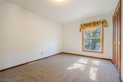 1301 Greenridge Drive NE Massillon OH 44646