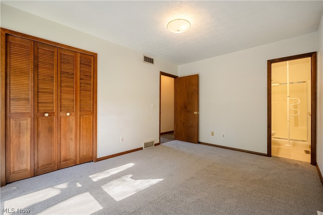 1301 Greenridge Drive NE Massillon OH 44646
