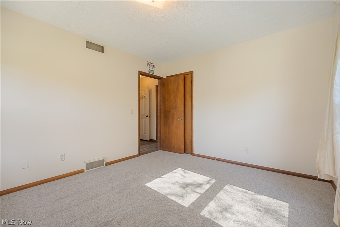 1301 Greenridge Drive NE Massillon OH 44646
