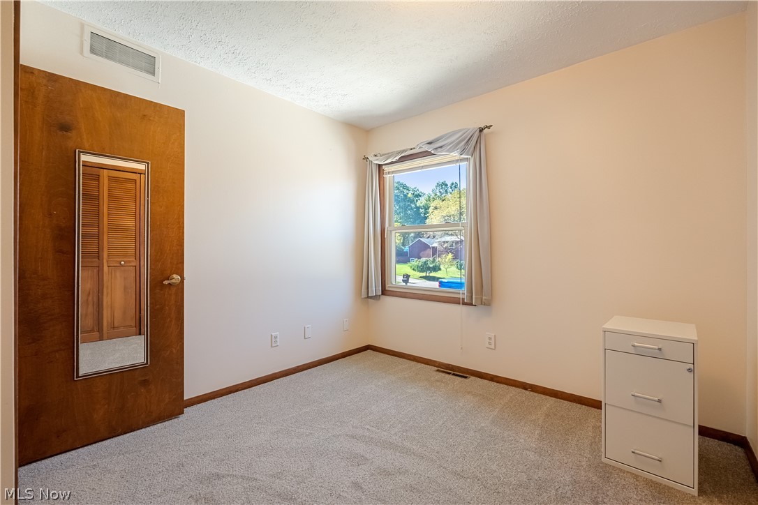 1301 Greenridge Drive NE Massillon OH 44646