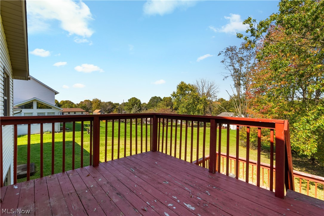 1301 Greenridge Drive NE Massillon OH 44646
