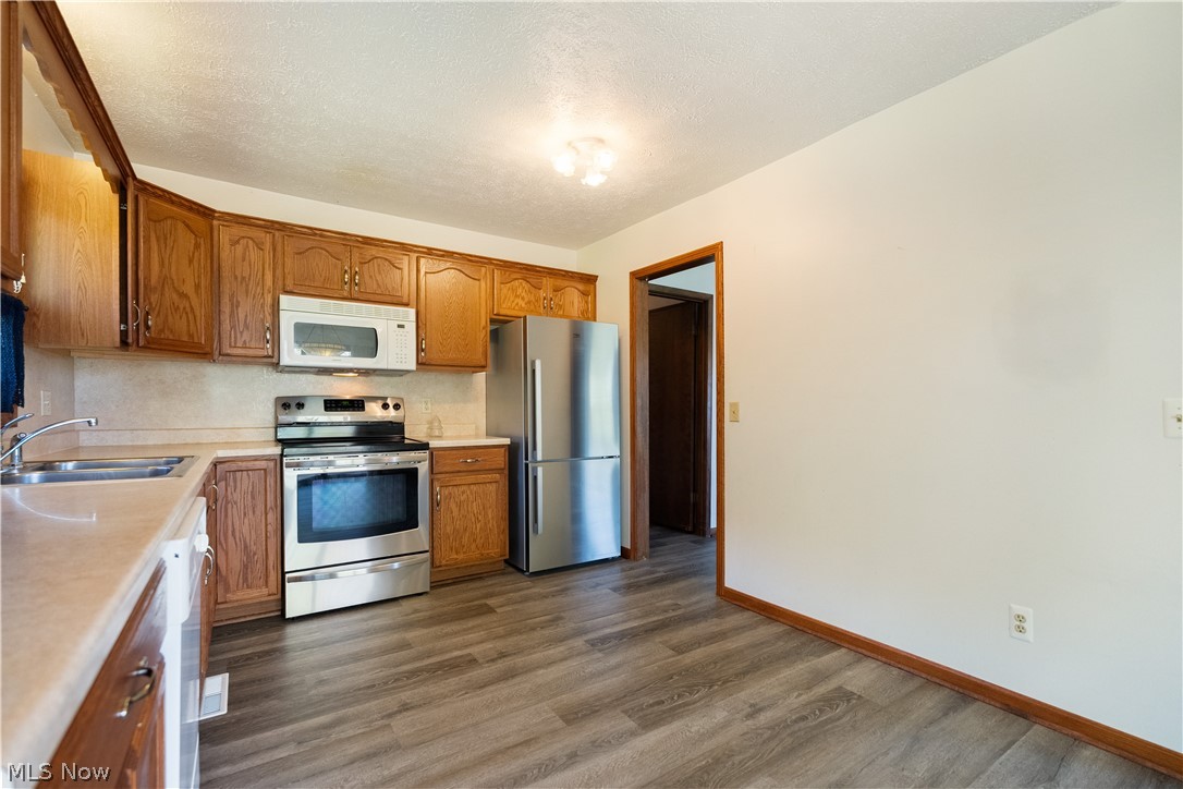 1301 Greenridge Drive NE Massillon OH 44646