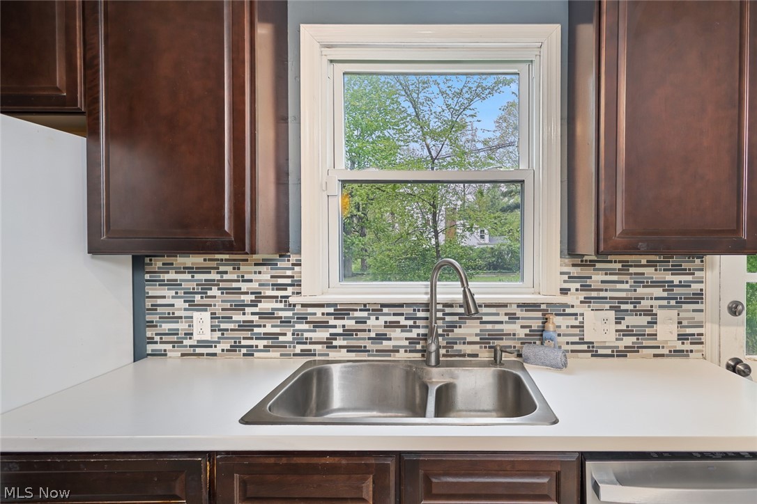 1393 Dorsh Road South Euclid OH 44121