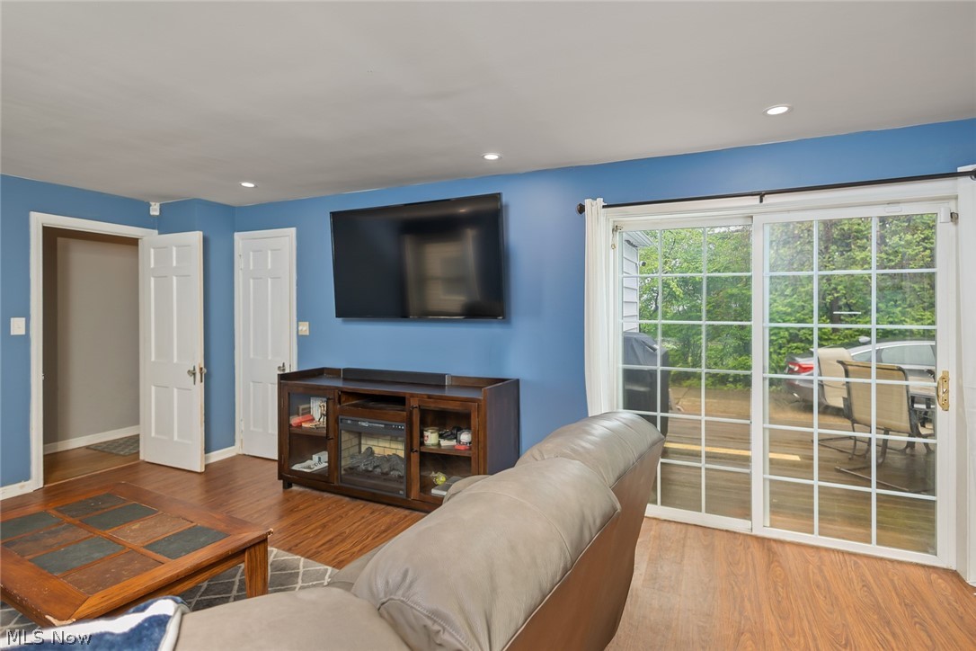 1393 Dorsh Road South Euclid OH 44121