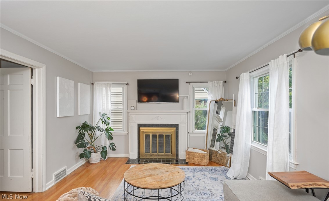 1393 Dorsh Road South Euclid OH 44121
