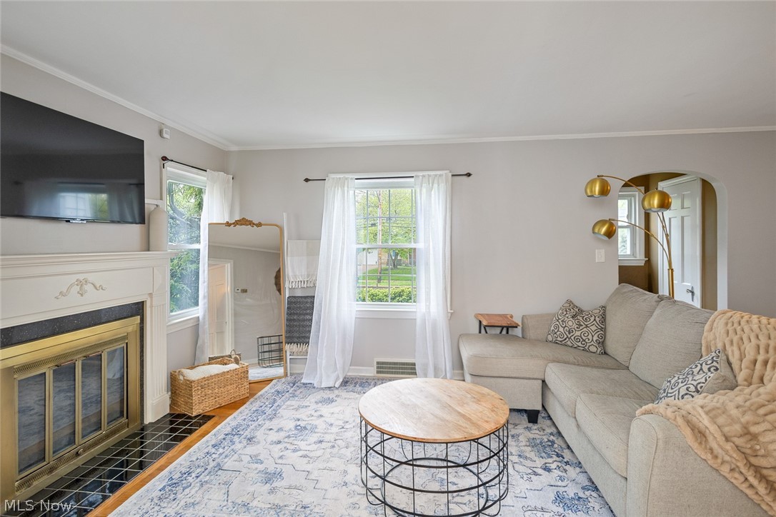 1393 Dorsh Road South Euclid OH 44121