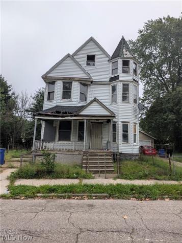1349 E 90th Street Cleveland OH 44106