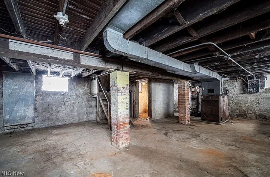 1349 E 90th Street Cleveland OH 44106