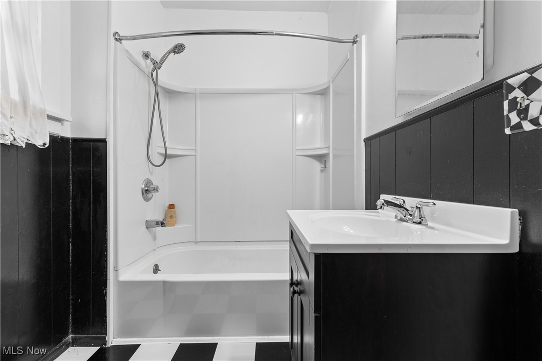 1101 Lake Avenue Aurora OH 44202