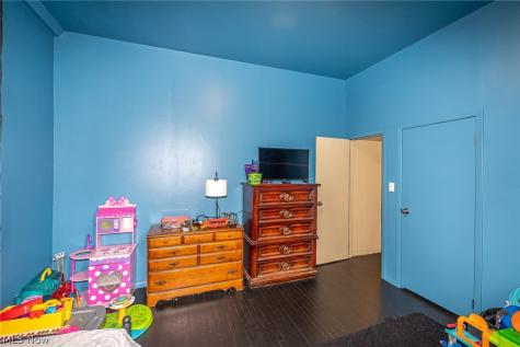 4101 John Avenue Cleveland OH 44113