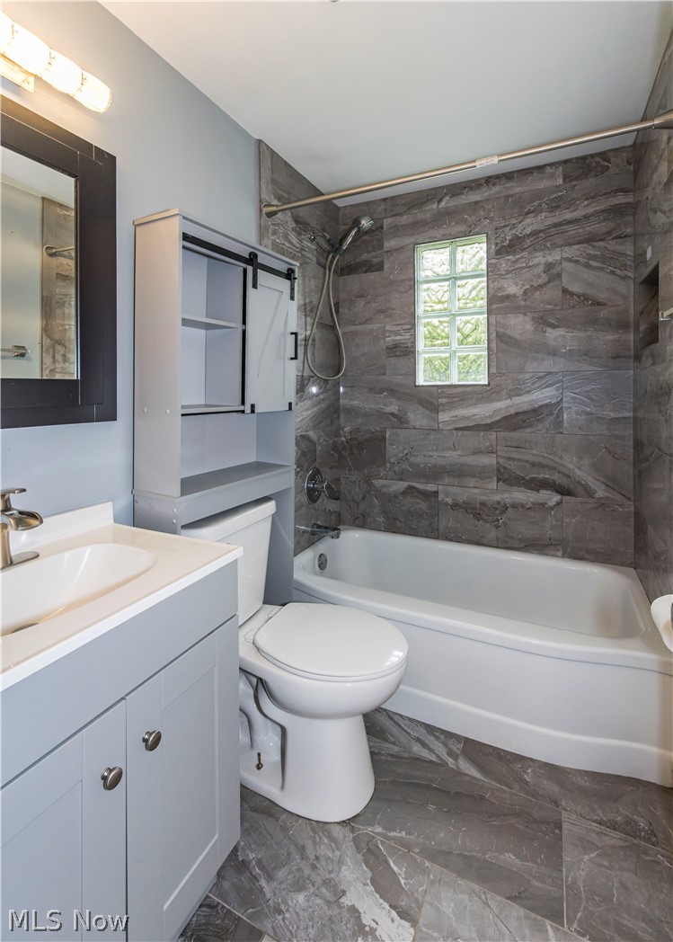 537 Eric Drive Tallmadge OH 44278