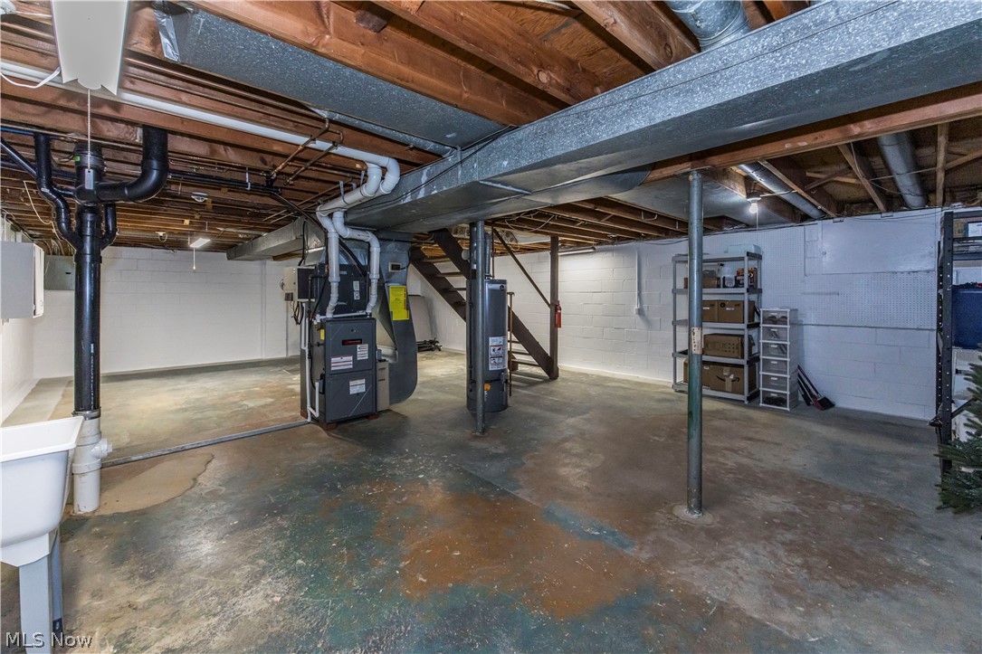 537 Eric Drive Tallmadge OH 44278