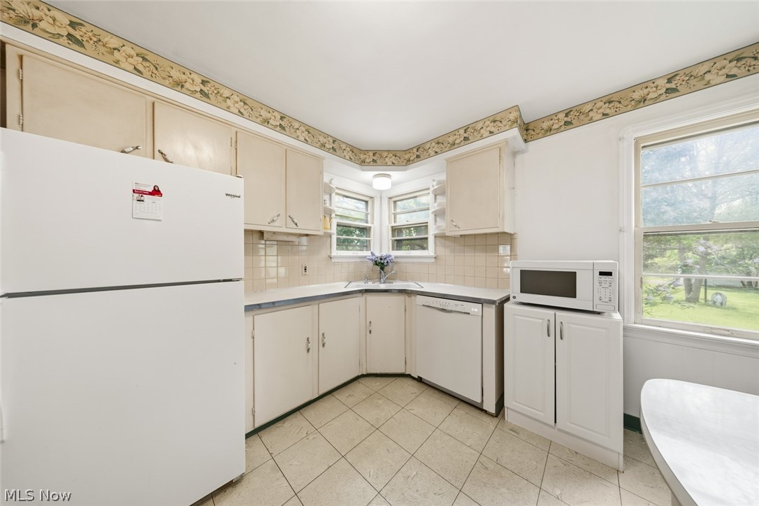 4284 W 204th Street Fairview Park OH 44126