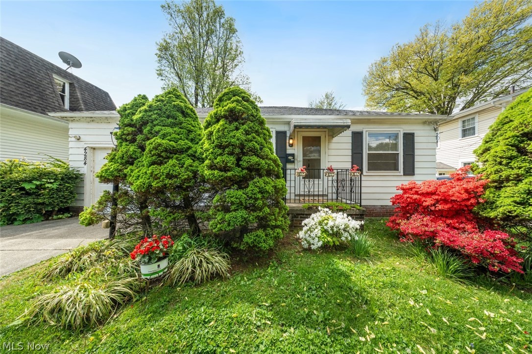 4284 W 204th Street Fairview Park OH 44126