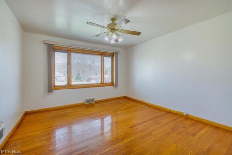 5855 W Ridgewood Drive Parma OH 44129