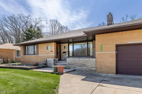 5855 W Ridgewood Drive Parma OH 44129