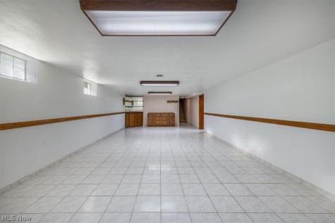 5855 W Ridgewood Drive Parma OH 44129