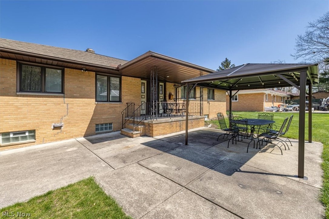 5855 W Ridgewood Drive Parma OH 44129