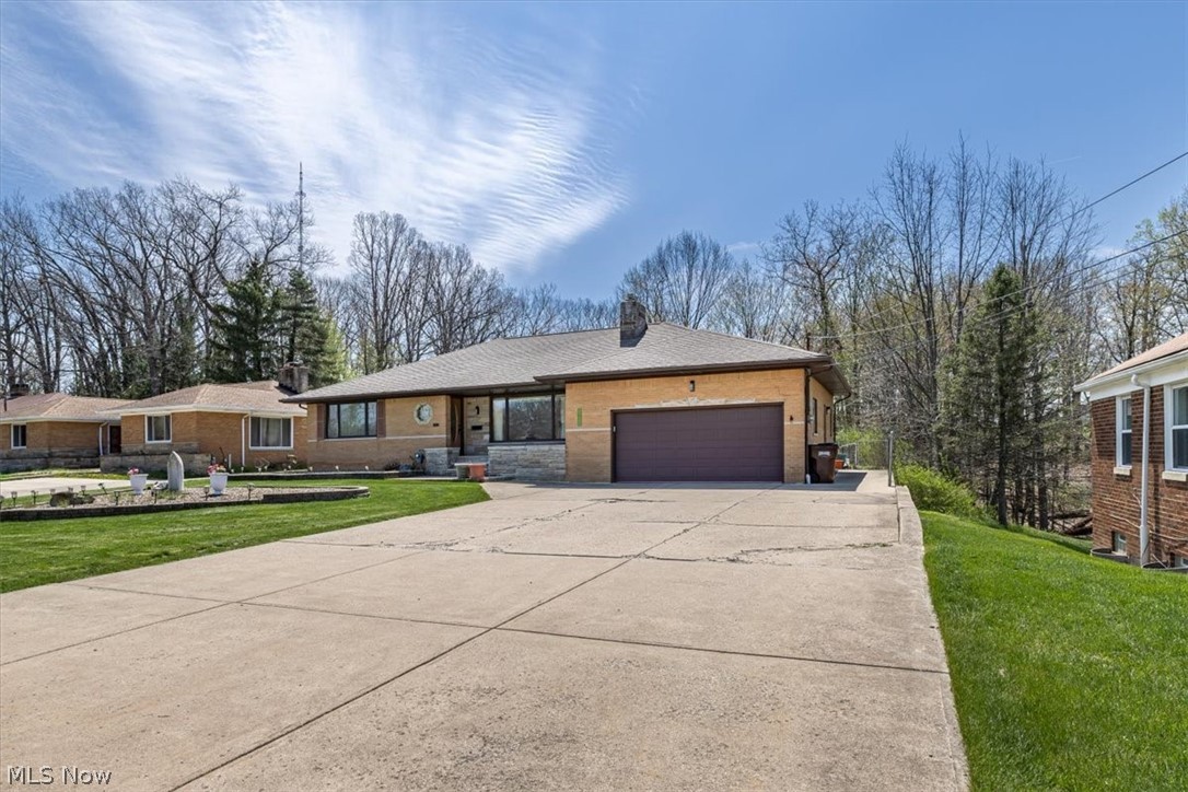 5855 W Ridgewood Drive Parma OH 44129