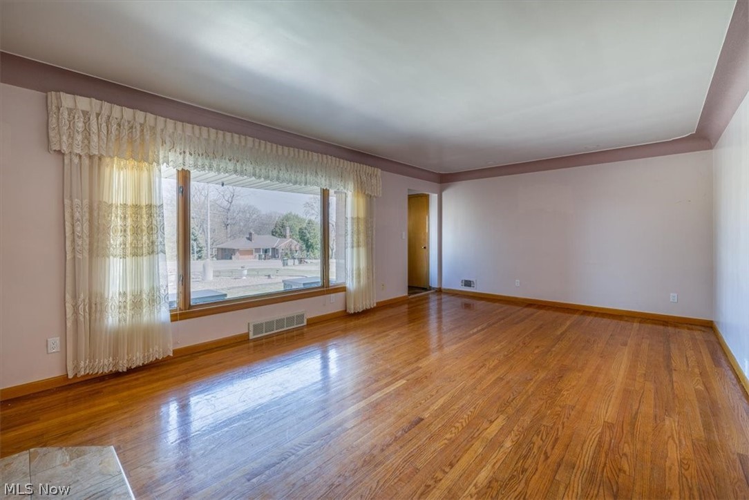 5855 W Ridgewood Drive Parma OH 44129
