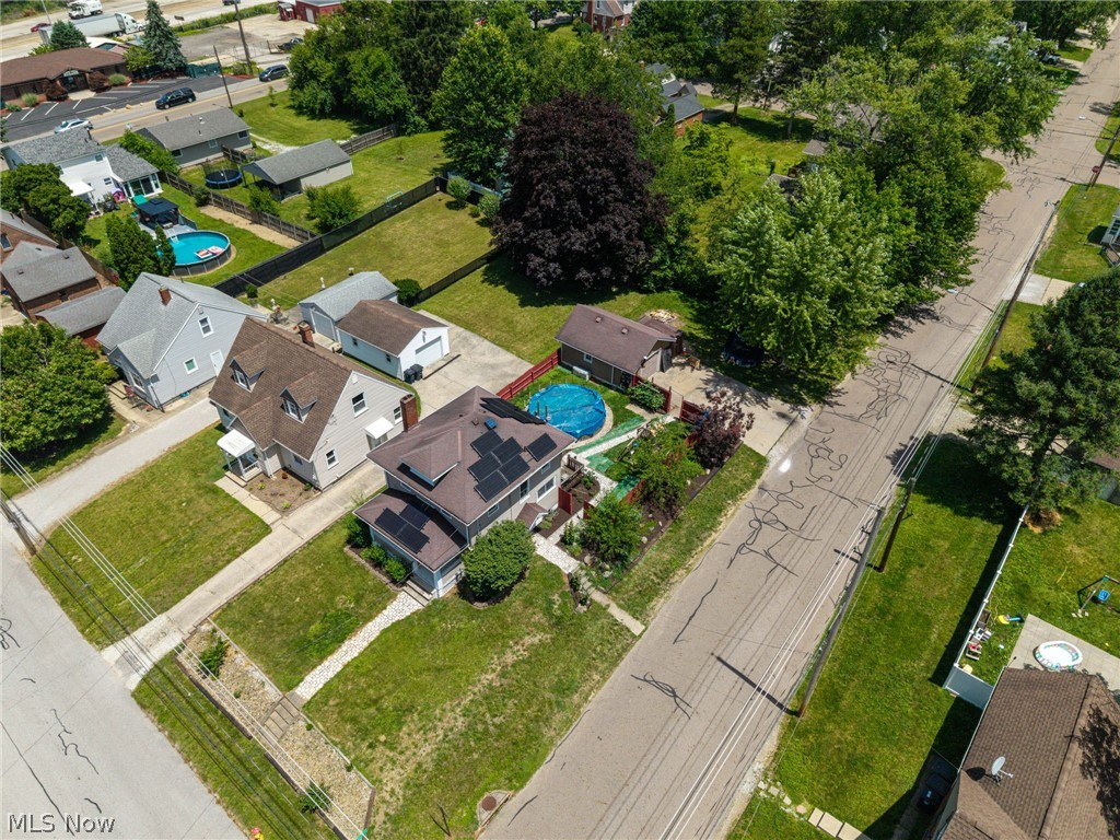 33 Pfeiffer Avenue Akron OH 44312