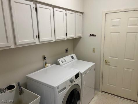 23155 Wainwright Terrace Olmsted Falls OH 44138