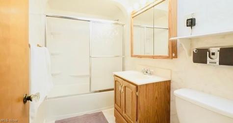 2176 10th Street SW Akron OH 44314