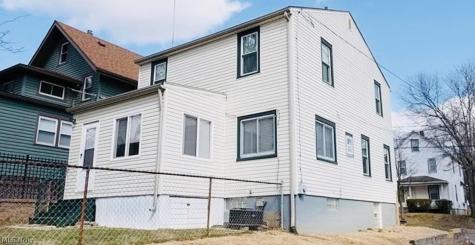 2176 10th Street SW Akron OH 44314