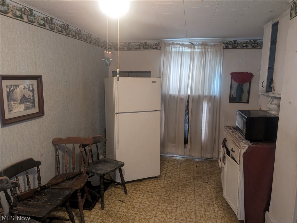108 High Street Freeport OH 43973