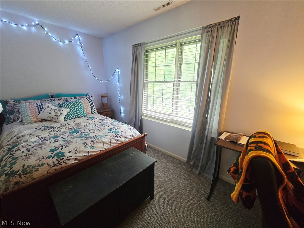 15 Acorn Lane Coshocton OH 43812