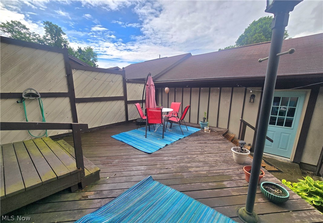 15 Acorn Lane Coshocton OH 43812