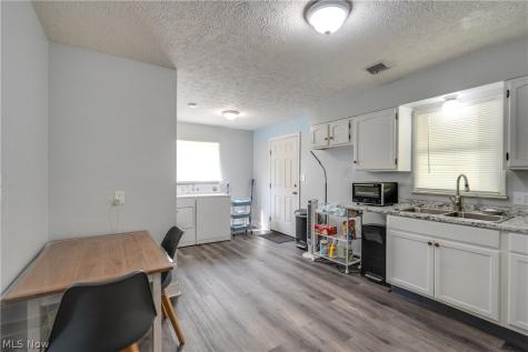 1022 Merton Avenue Akron OH 44306