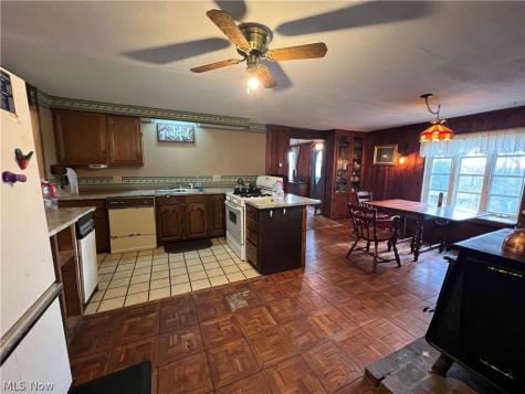 241 Parker Lane Tallmadge OH 44278