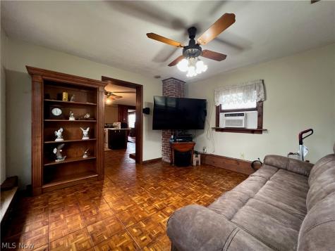 241 Parker Lane Tallmadge OH 44278