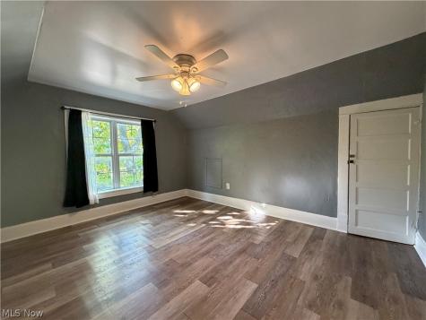 3323 Dallas Avenue Lorain OH 44055