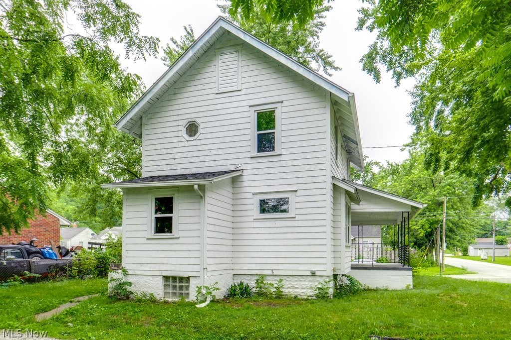 1225 Nestor Avenue Akron OH 44314