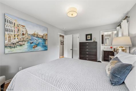 6848 Rosemont Drive Brecksville OH 44141