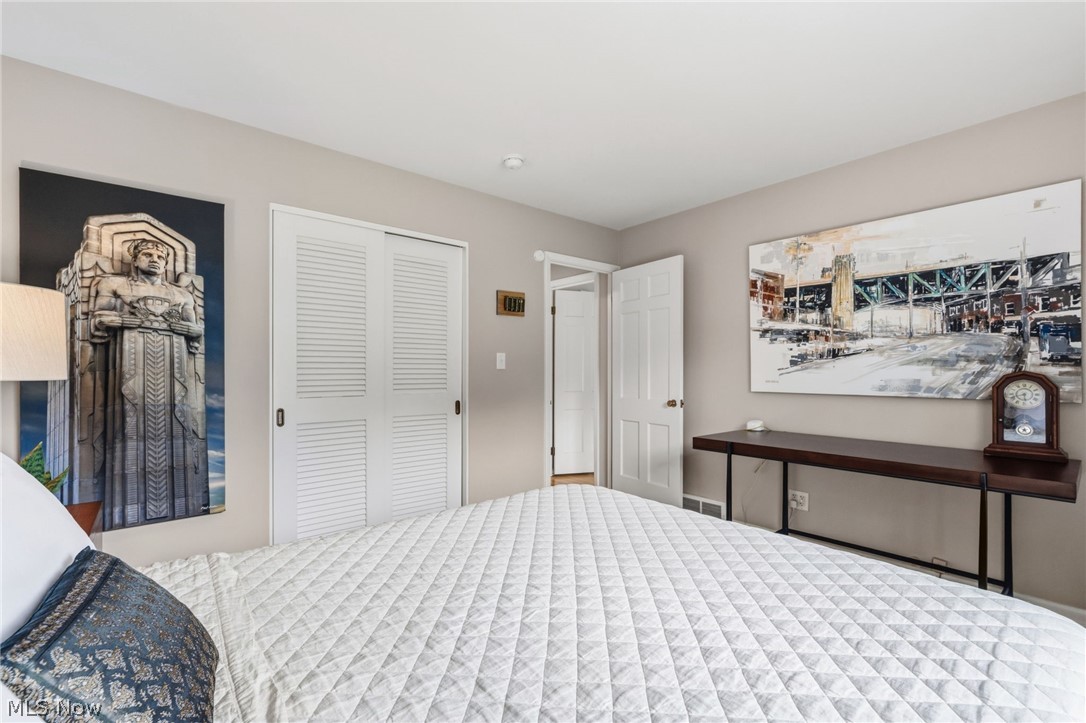 6848 Rosemont Drive Brecksville OH 44141