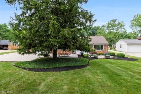 6848 Rosemont Drive Brecksville OH 44141