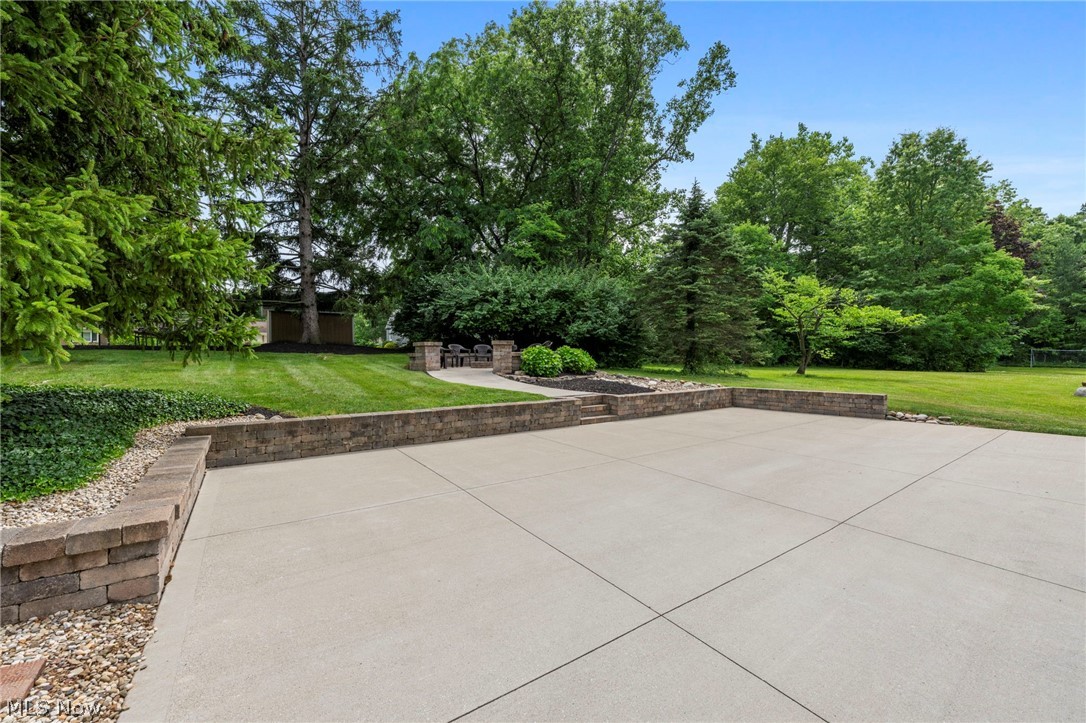6848 Rosemont Drive Brecksville OH 44141