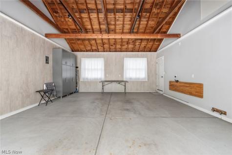6848 Rosemont Drive Brecksville OH 44141