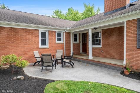 6848 Rosemont Drive Brecksville OH 44141