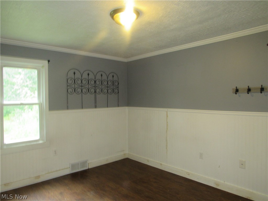 6224 Engle Road Brook Park OH 44142