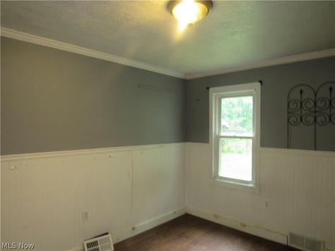 6224 Engle Road Brook Park OH 44142