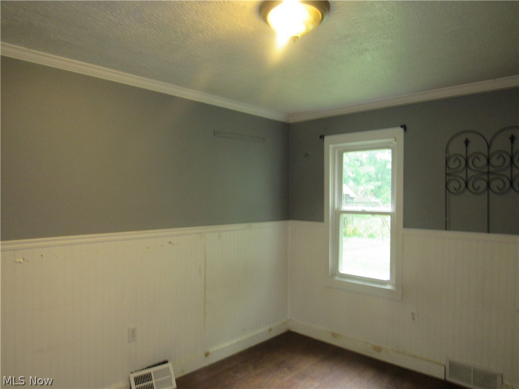 6224 Engle Road Brook Park OH 44142