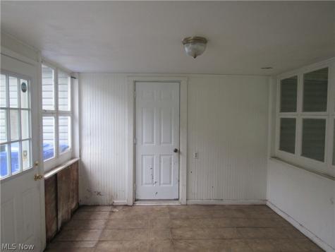 6224 Engle Road Brook Park OH 44142