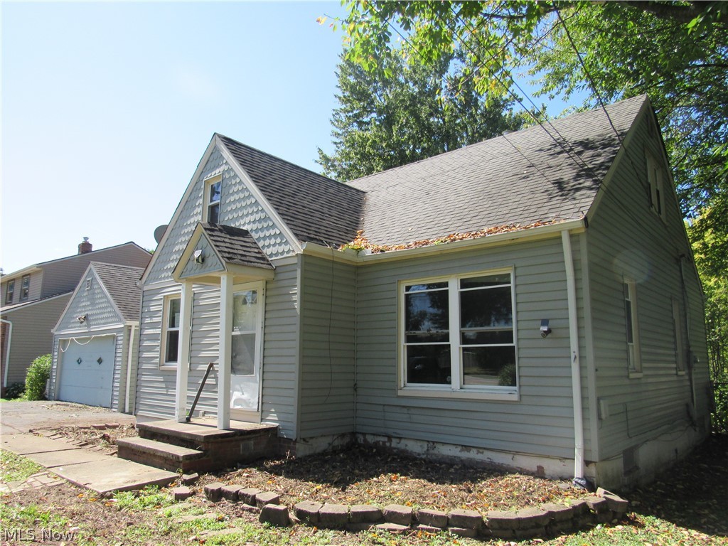 6224 Engle Road Brook Park OH 44142