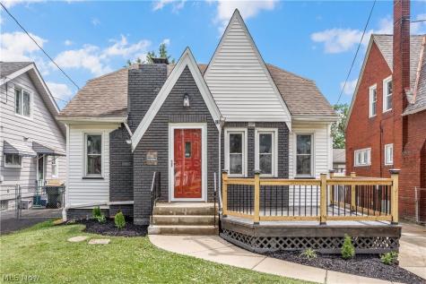 27 Erskine Avenue Youngstown OH 44512
