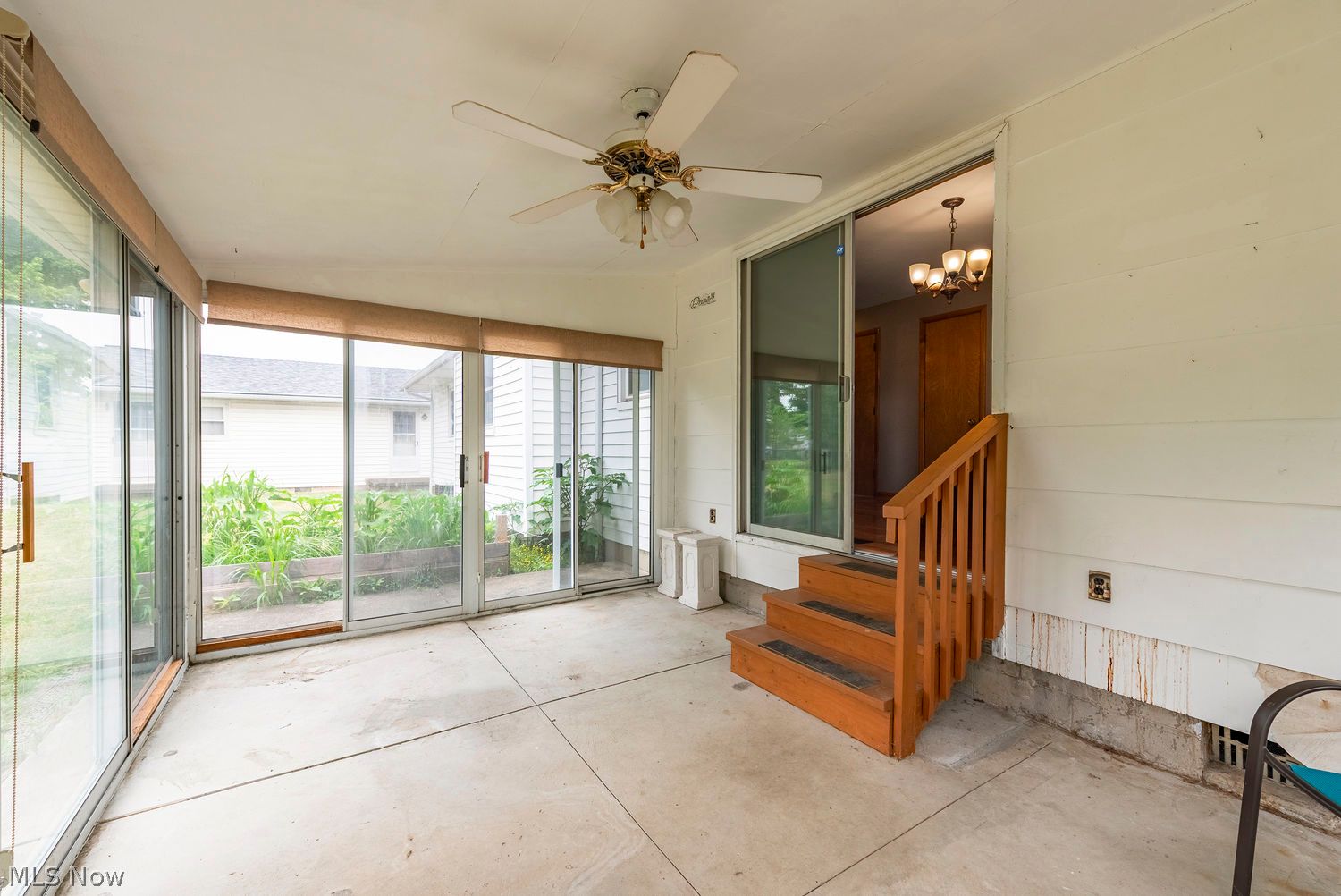 447 Stafford Drive Elyria OH 44035